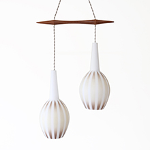 Hanging lamp with 2shades in glass and teak